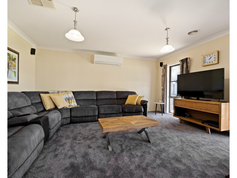 660 Lyne Street, Lavington NSW 2641