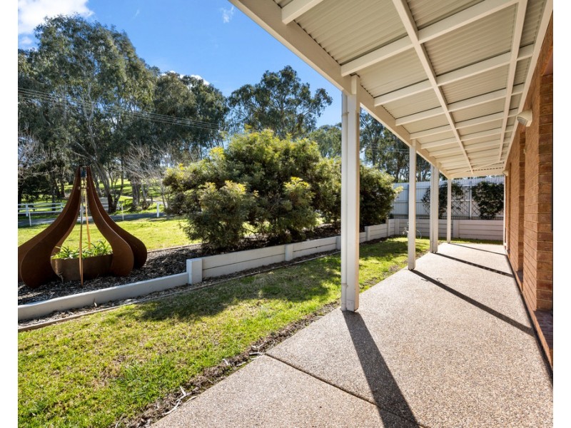 660 Lyne Street, Lavington NSW 2641