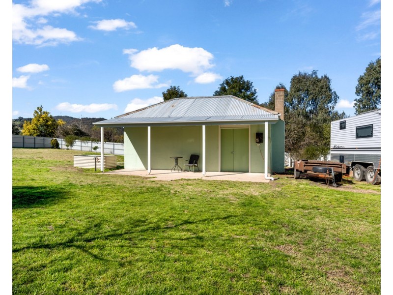 660 Lyne Street, Lavington NSW 2641