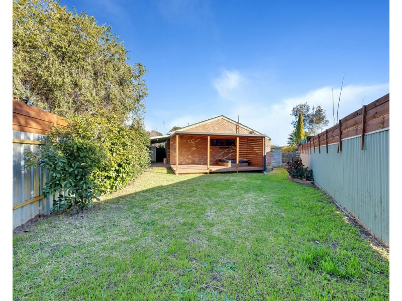 2/566 Woodbury Court, Lavington NSW 2641