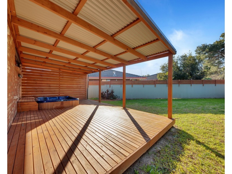 2/566 Woodbury Court, Lavington NSW 2641