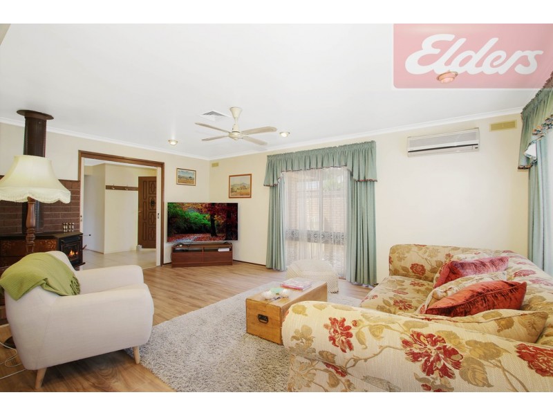 8 Sans Souci Drive, Wodonga VIC 3690