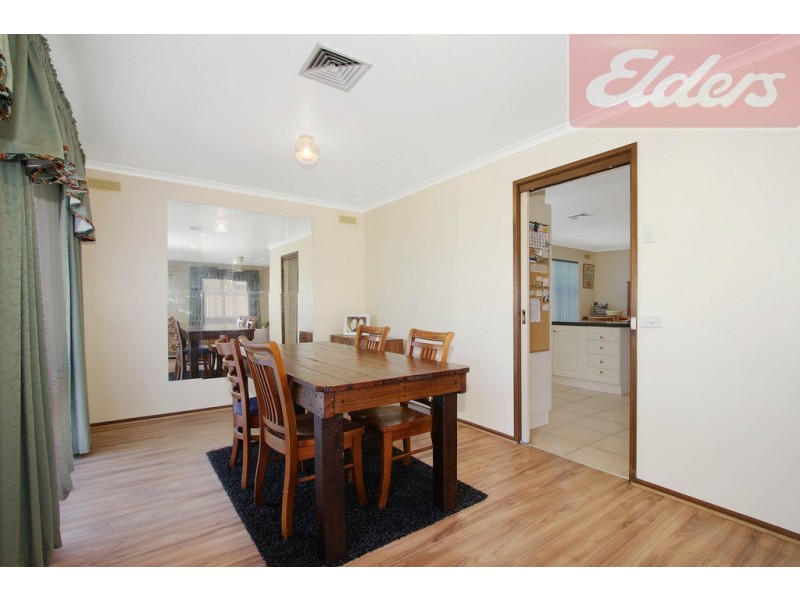 8 Sans Souci Drive, Wodonga VIC 3690