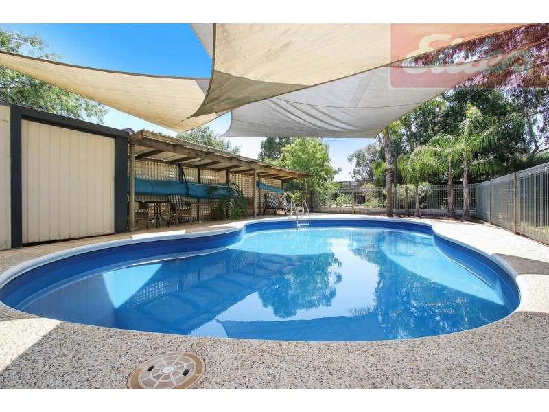 8 Sans Souci Drive, Wodonga VIC 3690