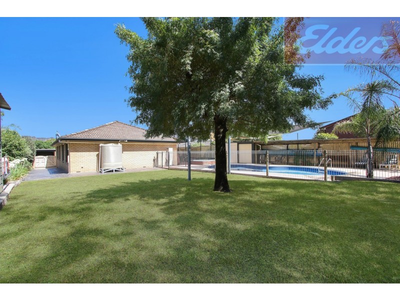 8 Sans Souci Drive, Wodonga VIC 3690