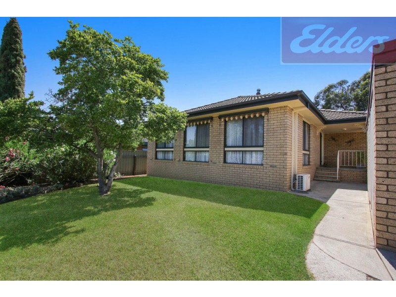 8 Sans Souci Drive, Wodonga VIC 3690