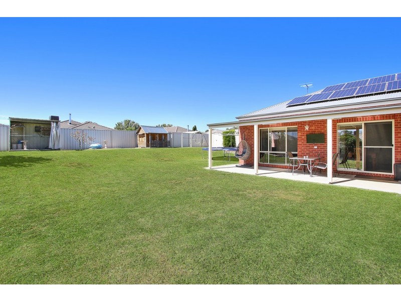 2 Sharp Court, Wodonga VIC 3690