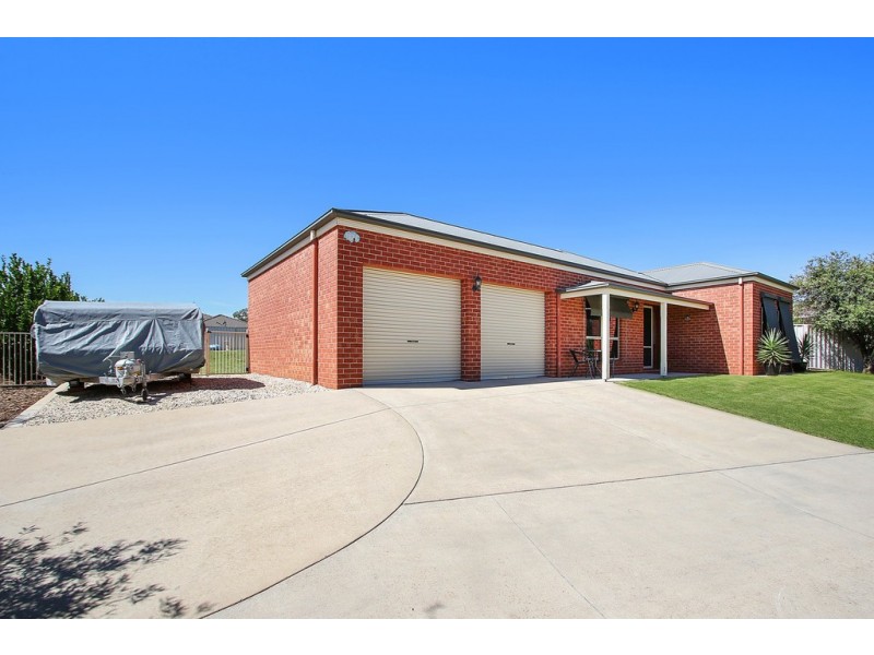 2 Sharp Court, Wodonga VIC 3690
