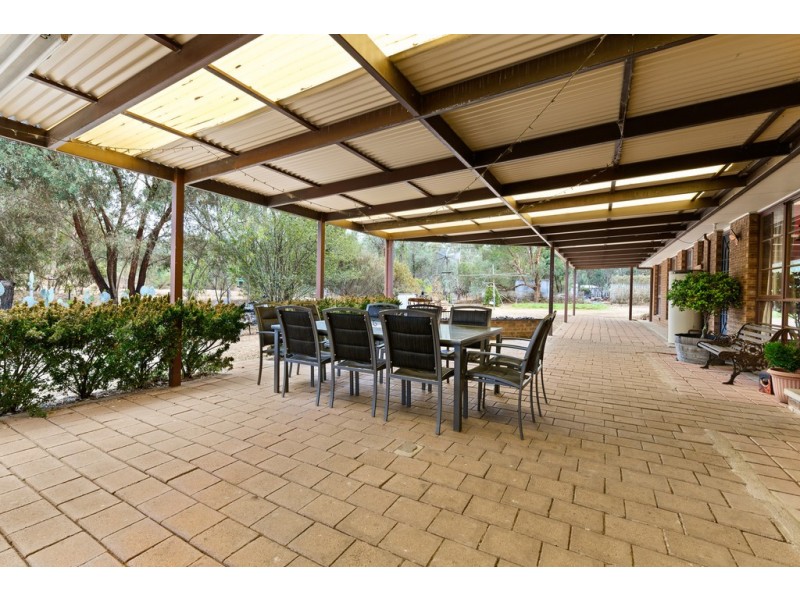 119 Chiltern-Barnawartha Road, Chiltern VIC 3683