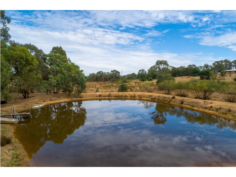 119 Chiltern-Barnawartha Road, Chiltern VIC 3683