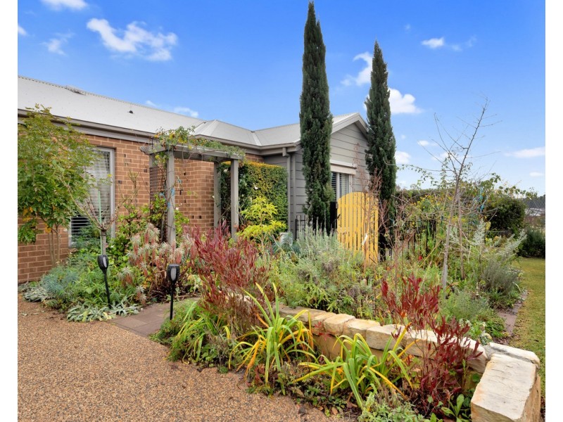 6 Cardiff Drive, Wodonga VIC 3690