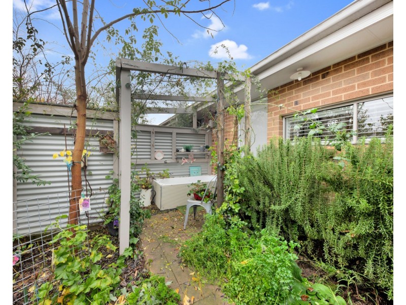 6 Cardiff Drive, Wodonga VIC 3690