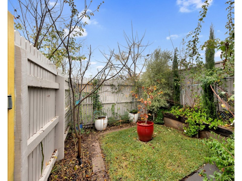 6 Cardiff Drive, Wodonga VIC 3690