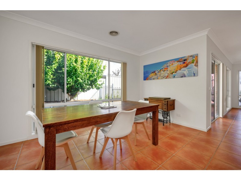 4 Coulston Street, Wodonga VIC 3690