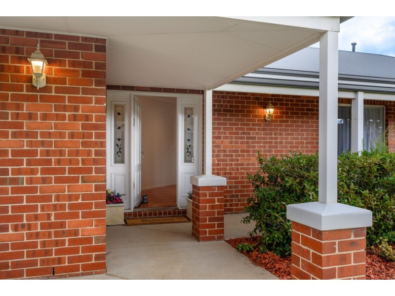 4 Coulston Street, Wodonga VIC 3690