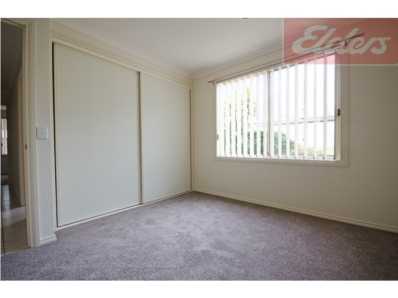 4 Oatlands Fairway, West Wodonga VIC 3690