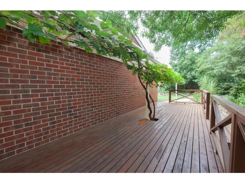 8 Pinkerton Court, Wodonga VIC 3690