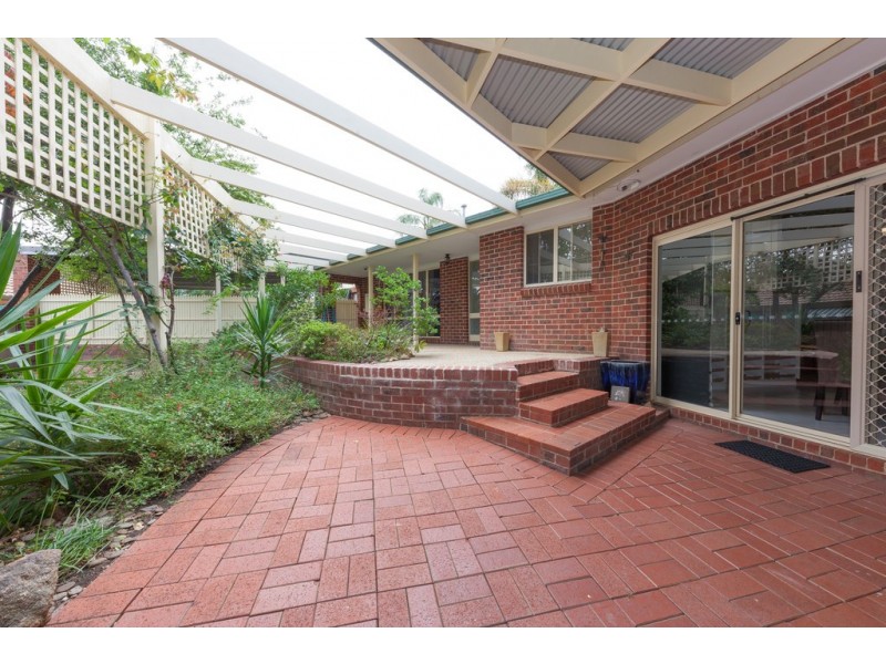 8 Pinkerton Court, Wodonga VIC 3690