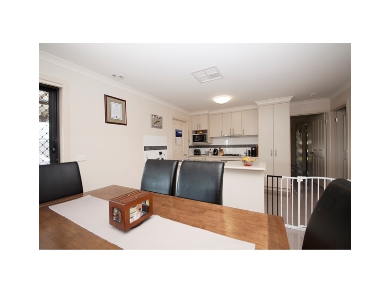 41 Silky Oak Avenue, Wodonga VIC 3690