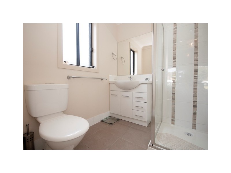 41 Silky Oak Avenue, Wodonga VIC 3690