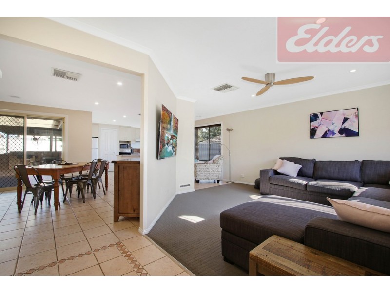15 Pickering Place, Wodonga VIC 3690
