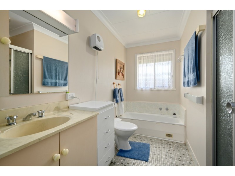 4 Elsa Court, Wodonga VIC 3690