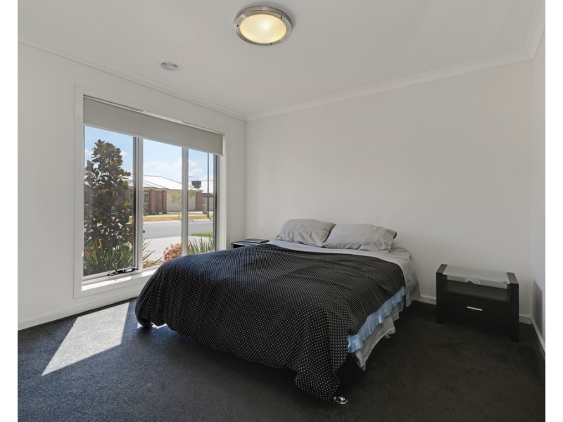 18 Derrick Street, Wodonga VIC 3690