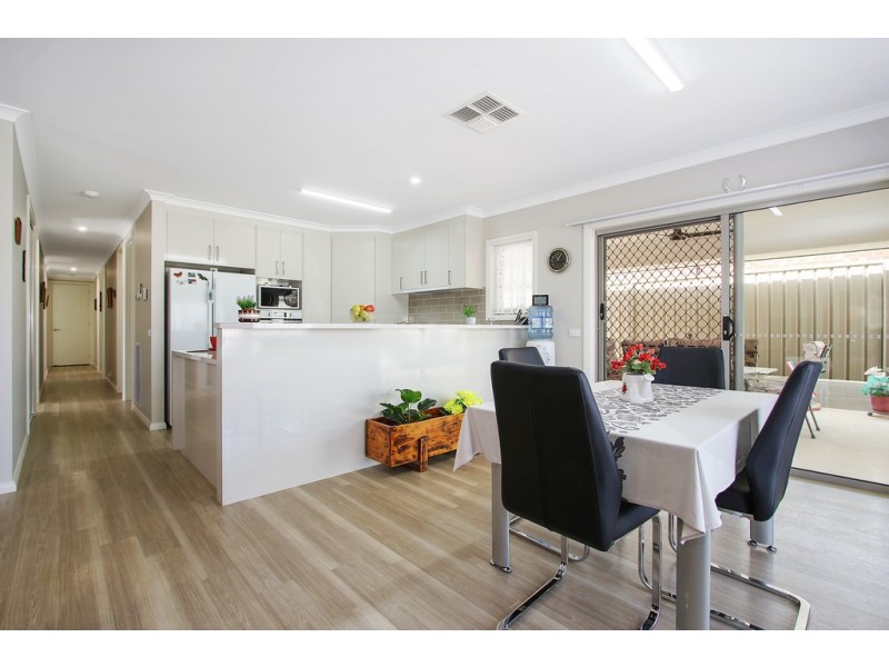 30 Ashburton Circuit, Wodonga VIC 3690