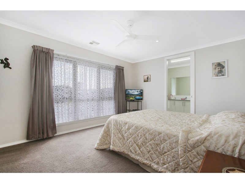 30 Ashburton Circuit, Wodonga VIC 3690