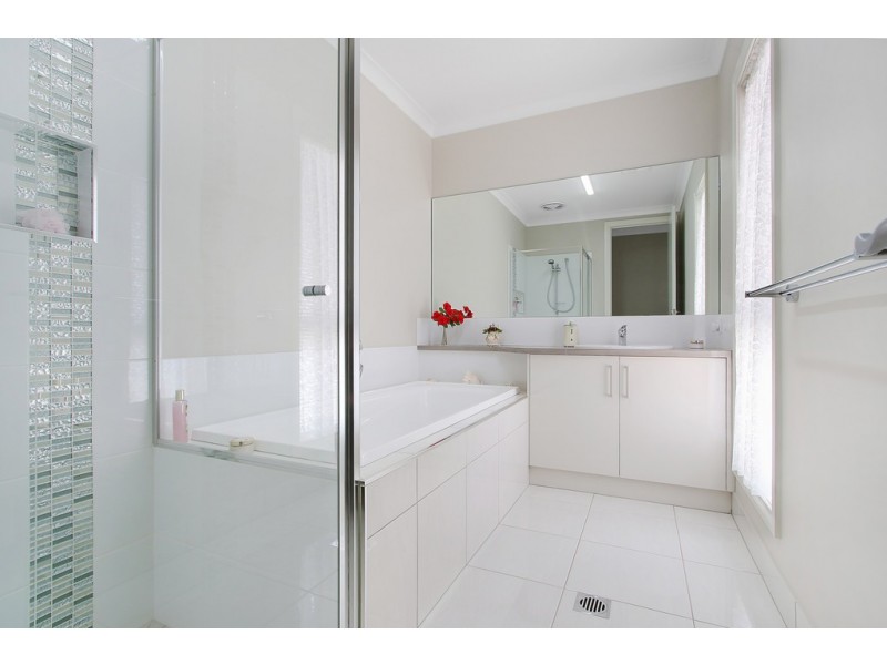 30 Ashburton Circuit, Wodonga VIC 3690