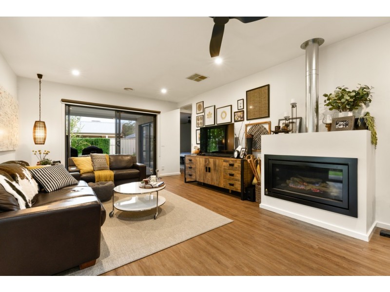 8 Borland Circuit, Wodonga VIC 3690