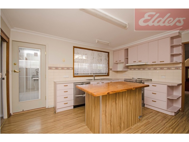 2 Mayfair Drive, Wodonga VIC 3690