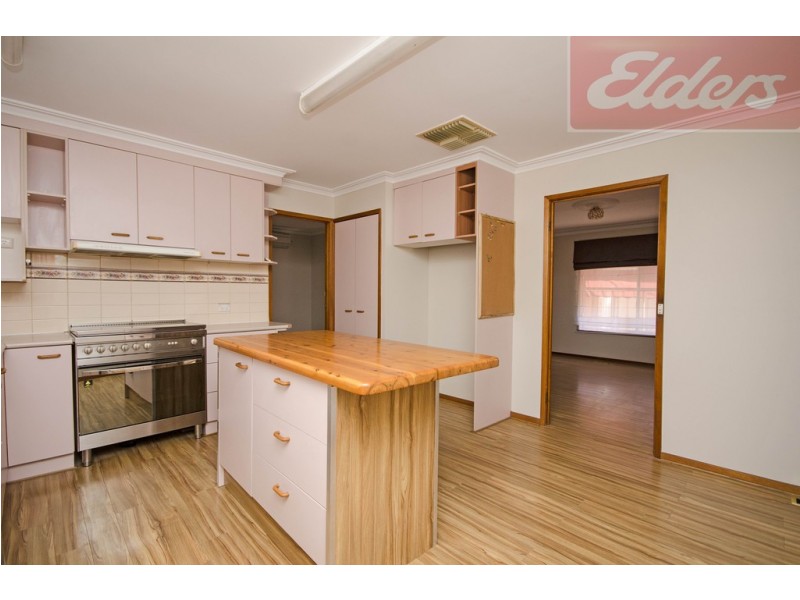 2 Mayfair Drive, Wodonga VIC 3690