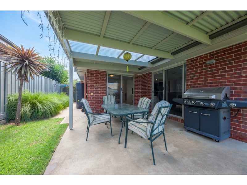 1 Owl Court, Thurgoona NSW 2640