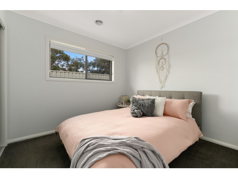 22 Arnica Circuit, Baranduda VIC 3691