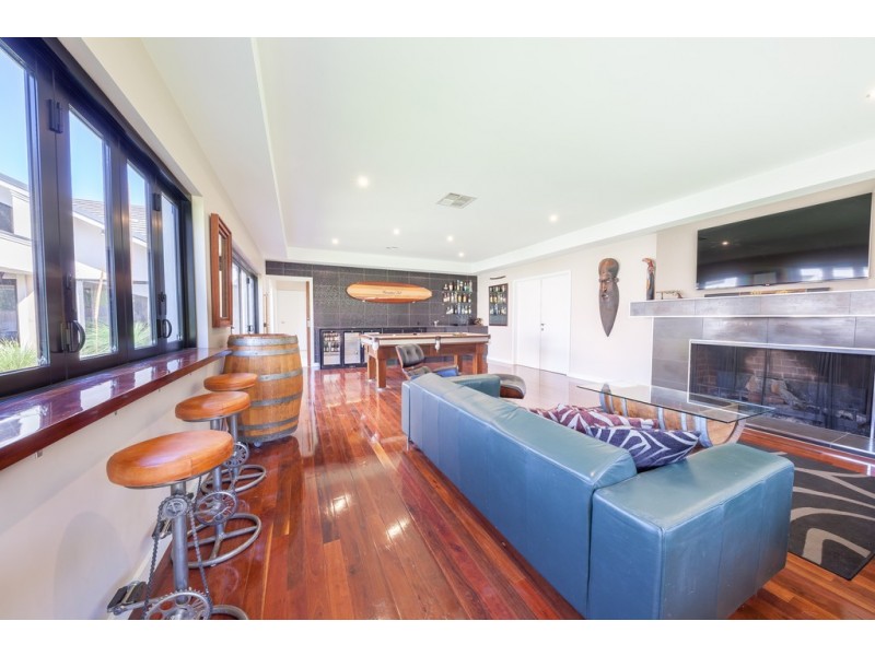 34 Lambourne Drive, Wodonga VIC 3690