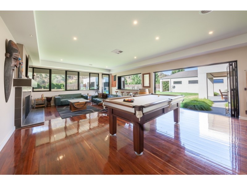 34 Lambourne Drive, Wodonga VIC 3690