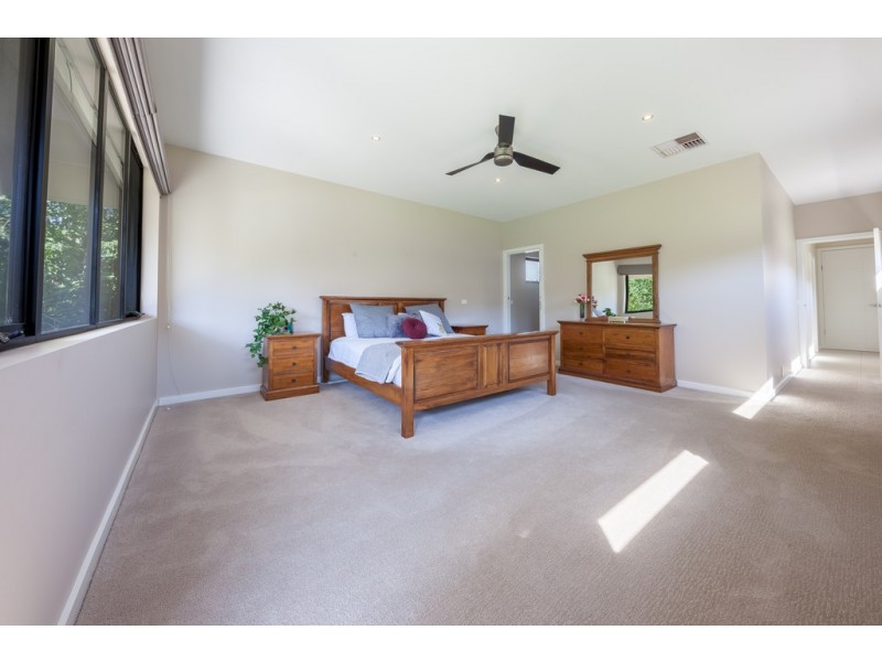 34 Lambourne Drive, Wodonga VIC 3690