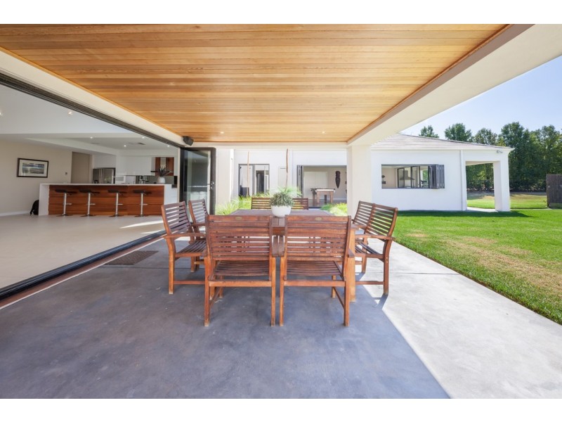 34 Lambourne Drive, Wodonga VIC 3690