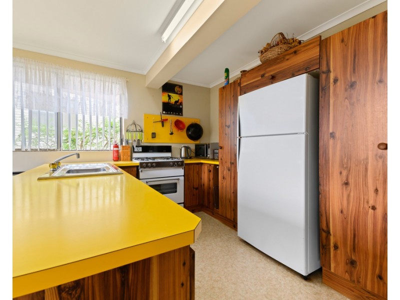 1 Buckland Street, Tawonga South VIC 3698