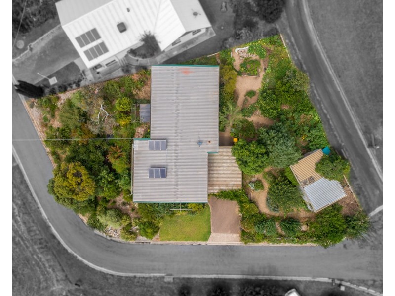 1 Buckland Street, Tawonga South VIC 3698