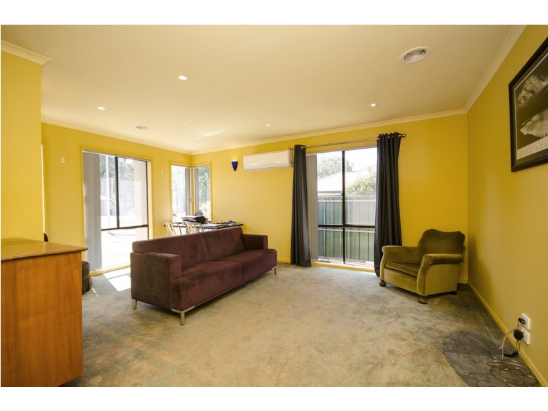 73 Hartigan Street, Thurgoona NSW 2640