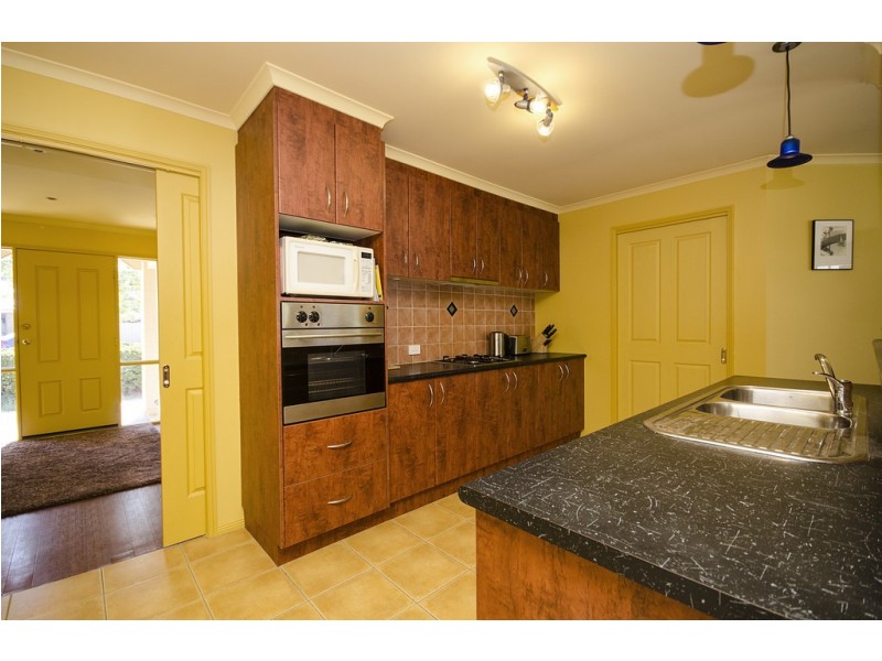 73 Hartigan Street, Thurgoona NSW 2640