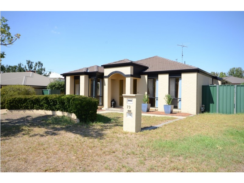 73 Hartigan Street, Thurgoona NSW 2640