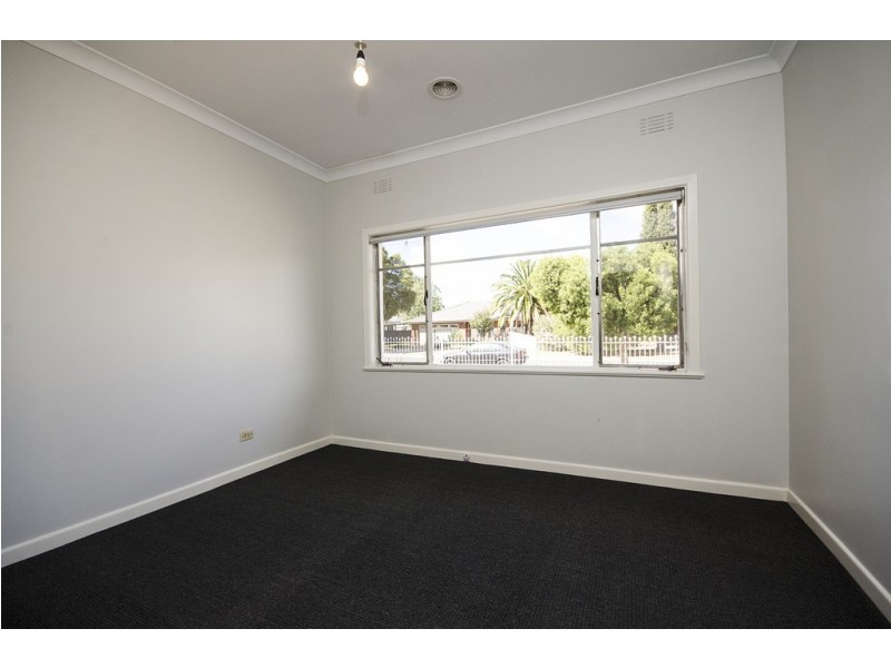 467 Bownds Street, Lavington NSW 2641