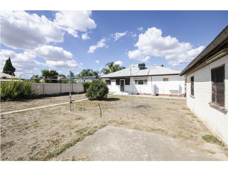 467 Bownds Street, Lavington NSW 2641