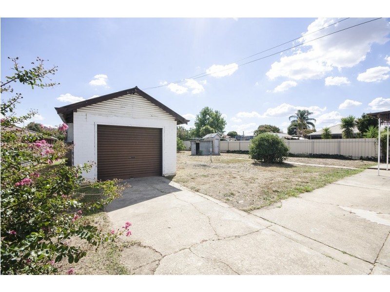 467 Bownds Street, Lavington NSW 2641