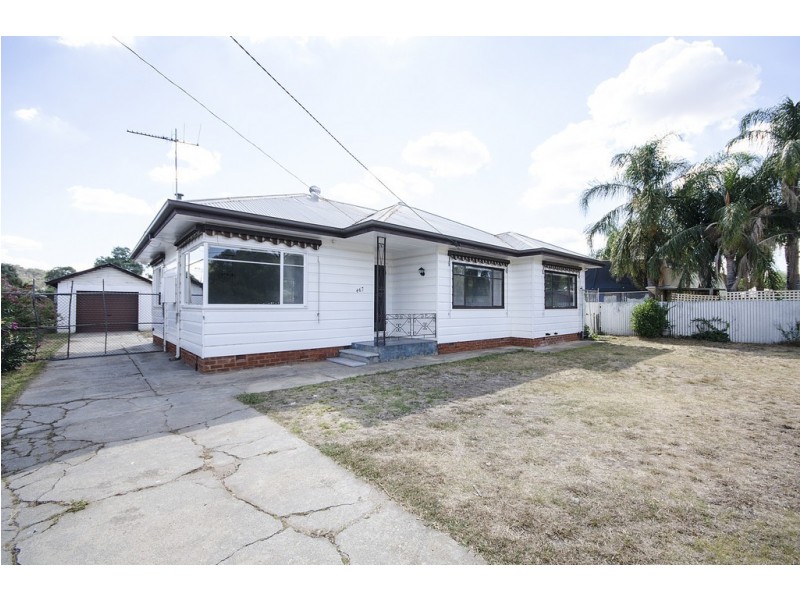 467 Bownds Street, Lavington NSW 2641