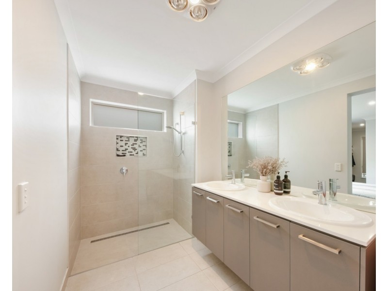 30 Rogers Avenue, Wodonga VIC 3690