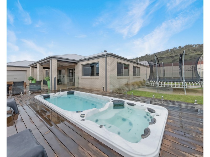 30 Rogers Avenue, Wodonga VIC 3690